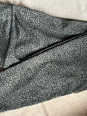 Kiragrace Leopard Print Leggings - Gray and black tones. Large